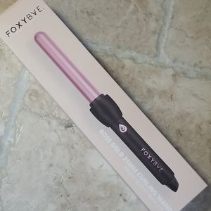 Foxybae 25mm curling wand NEW